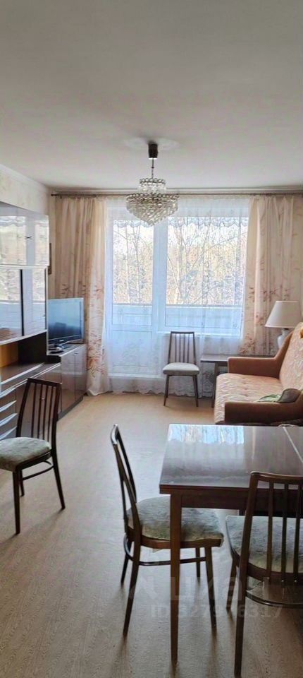 Продажа 3-комн квартиры на вторичном рынке Вильнюсская улица, 4