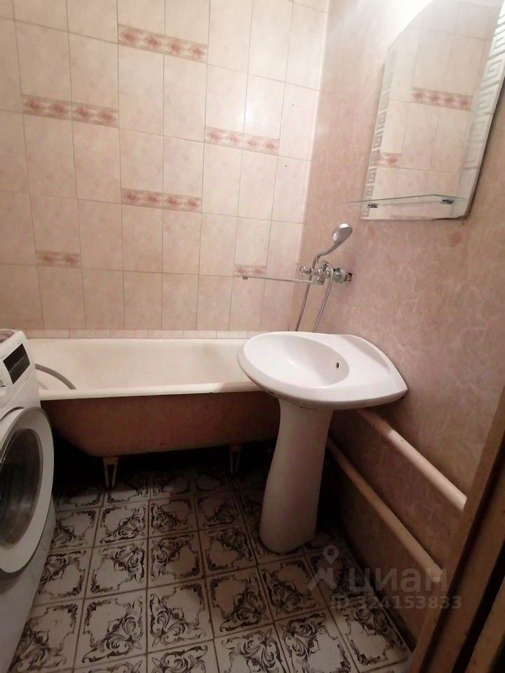 Продажа 1-комн квартиры на вторичном рынке пос. Власиха, улица Солнечная,  д. 3