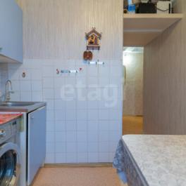 Продажа 2-комн квартиры на вторичном рынке Художников пр-кт,  д. 34/12