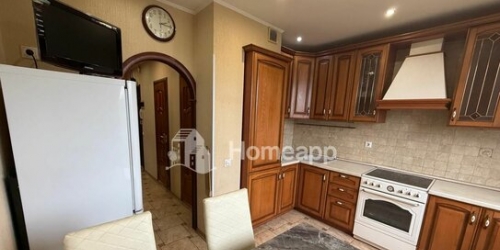 3-комн квартира ул 800-летия Москвы,  д. 32