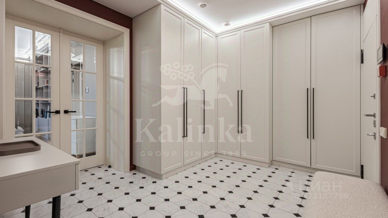 Продажа 3-комн квартиры на вторичном рынке Кастанаевская улица, 66