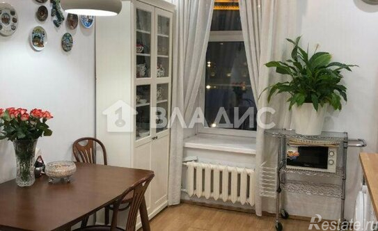 Продажа 4-комн квартиры на вторичном рынке улица Машкова