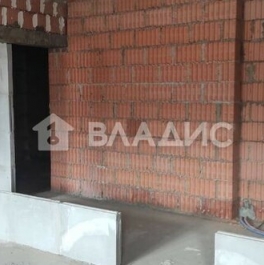 Продажа 2-комн квартиры на вторичном рынке Ракитки ш,  д. 1 к3