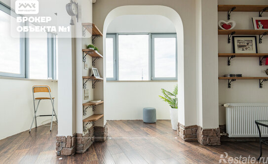 Продажа 2-комн квартиры на вторичном рынке Новолитовская улица,  д. 4