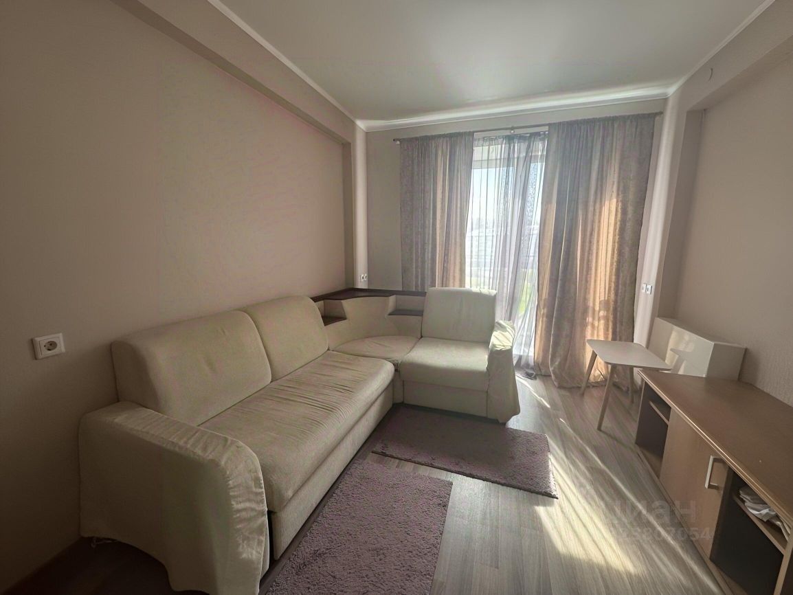 Продажа 2-комн квартиры на вторичном рынке улица Десятинная, 5