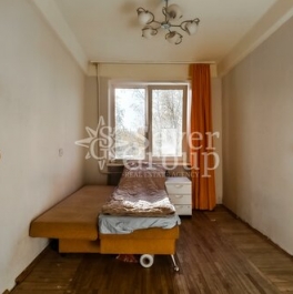 Продажа 2-комн квартиры на вторичном рынке Товарищеский проспект,  д. 14