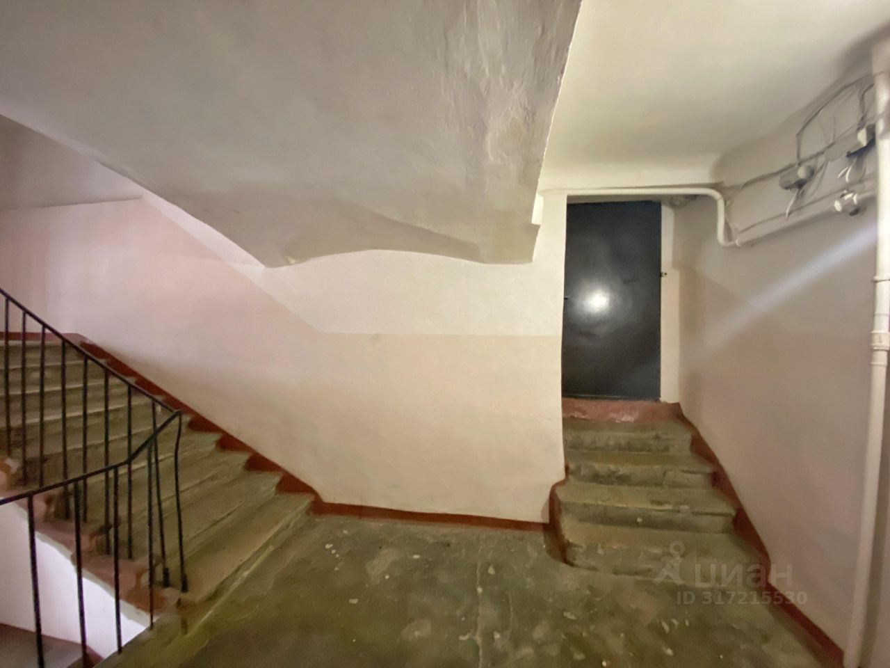 Продажа 4-комн квартиры на вторичном рынке переулок Апраксин, 5