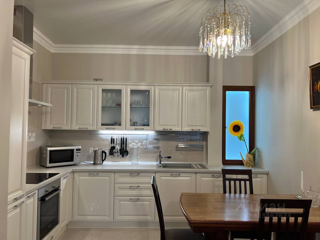 Аренда 2-комн квартиры на вторичном рынке Кирочная улица, 31к2