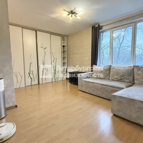 2-комн квартира улица Лёни Голикова,  д. 18