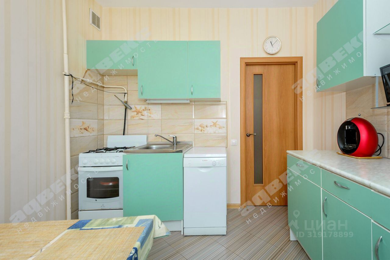 Продажа 2-комн квартиры на вторичном рынке Пушкин, Красносельское шоссе, 45