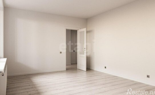 Продажа 1-комн квартиры на вторичном рынке проспект Будённого,  д. 20 к2 с1