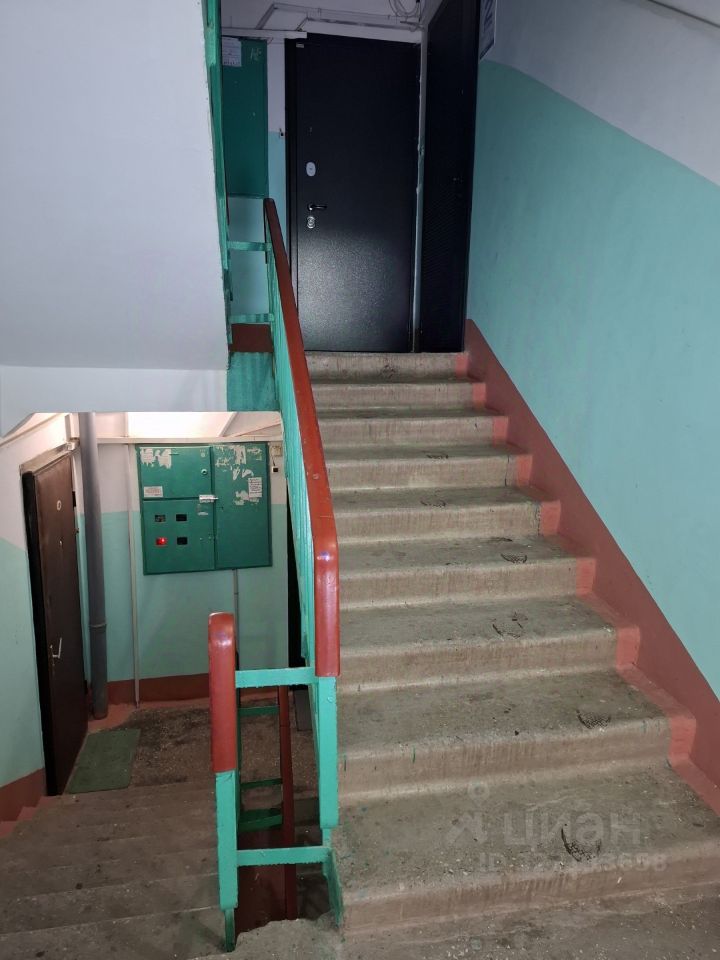 Продажа 2-комн квартиры на вторичном рынке 3-й мкр,  д. 27