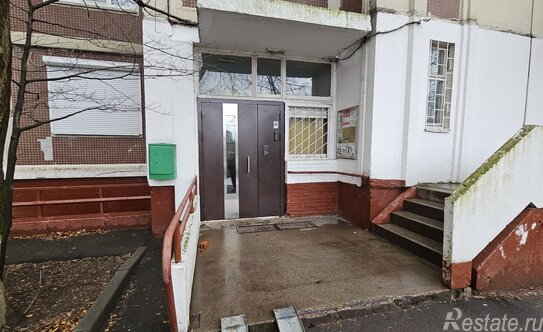 Продажа 2-комн квартиры на вторичном рынке Востряковское шоссе