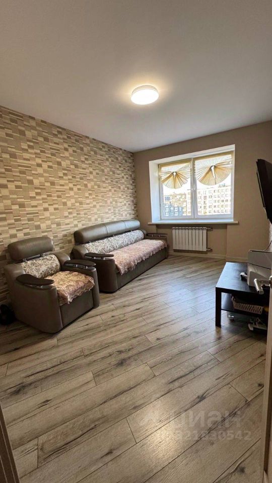 Продажа 1-комн квартиры на вторичном рынке улица Василия Ощепкова, 2