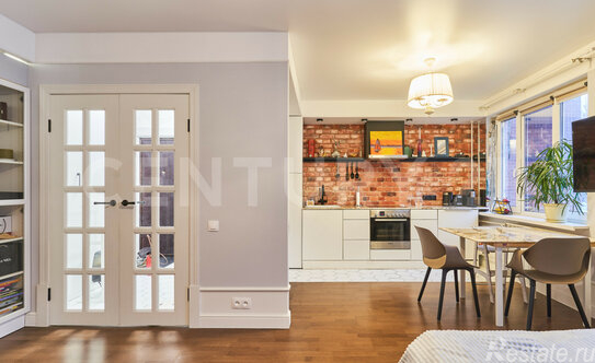 Продажа 2-комн квартиры на вторичном рынке Кузнецова пр-кт,  д. 17