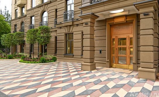 Продажа 2-комн квартиры на вторичном рынке ул Ротмистрова,  д. 2,  к. 3