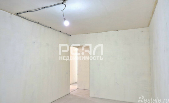 Продажа 2-комн квартиры на вторичном рынке проспект Славы,  д. 40 к3