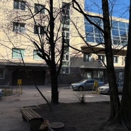 Продажа 2-комн квартиры на вторичном рынке Большевиков пр-кт,  д. 9 к1 литТ
