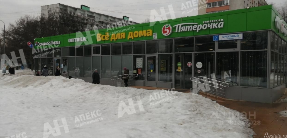 Продажа торгового помещения Ореховый б-р,  д. 9