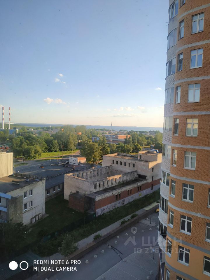 Продажа 3-комн квартиры на вторичном рынке Сестрорецк, улица Токарева, 2Б