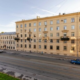 Продажа 3-комн квартиры на вторичном рынке 22-23-я линии В.О.,  д. 16 к6