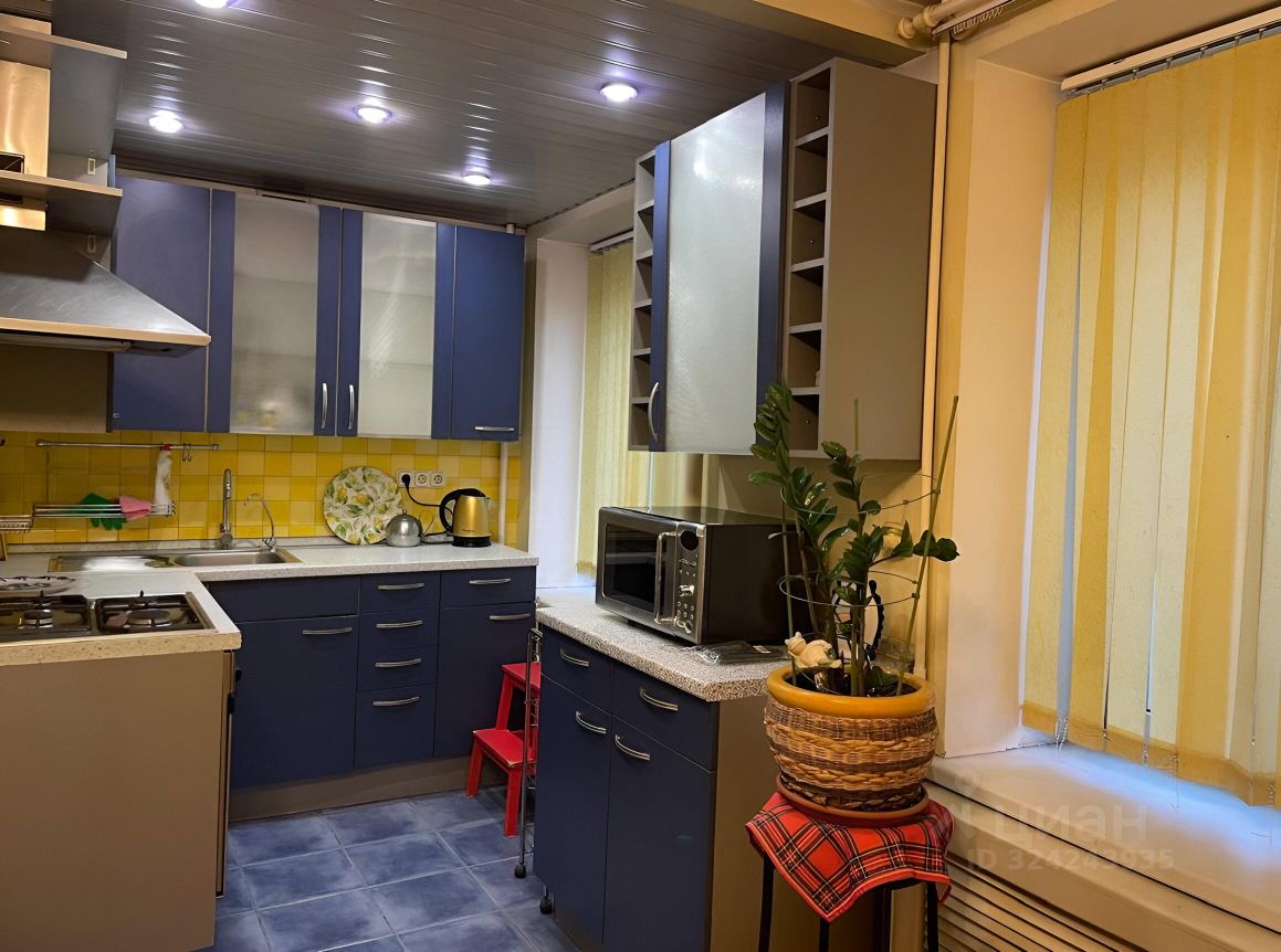 Аренда 3-комн квартиры на вторичном рынке Кантемировская улица, 31