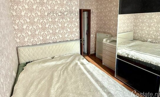 Продажа 3-комн квартиры на вторичном рынке 50 лет Октября ул,  д. 19,  к. 1