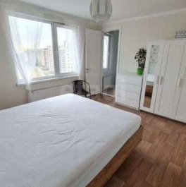 Продажа 3-комн квартиры на вторичном рынке Союзный пр-кт,  д. 10 с1