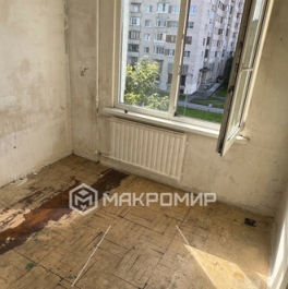 Продажа 4-комн квартиры на вторичном рынке улица Лёни Голикова,  д. 36