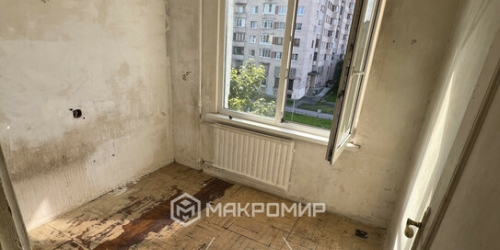 4-комн квартира улица Лёни Голикова,  д. 36