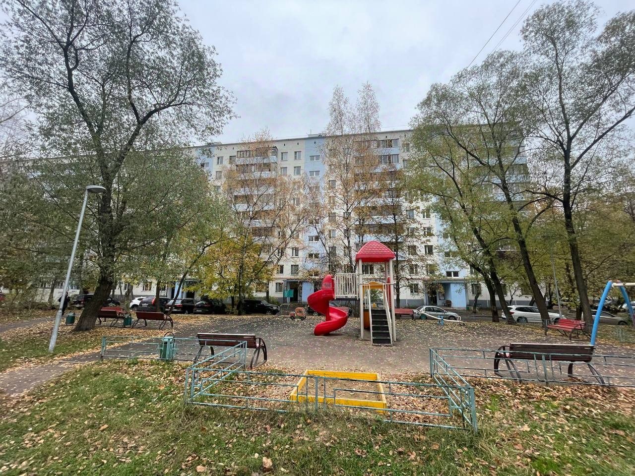 Продажа 1-комн квартиры на вторичном рынке улица Молдагуловой, 18К2