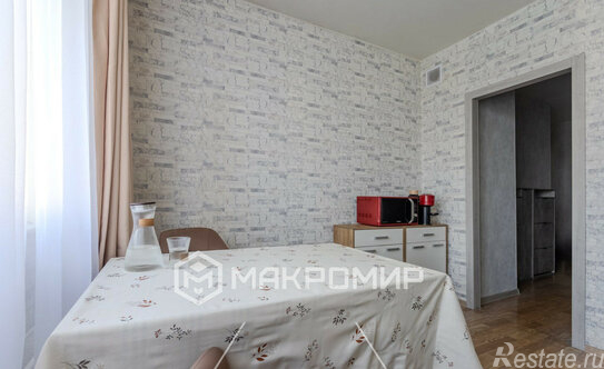 Продажа 3-комн квартиры на вторичном рынке ул Верхние Поля,  д. 35,  к. 4