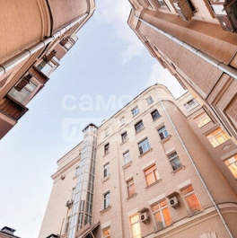 Продажа 4-комн квартиры на вторичном рынке Никитский б-р,  д. 12