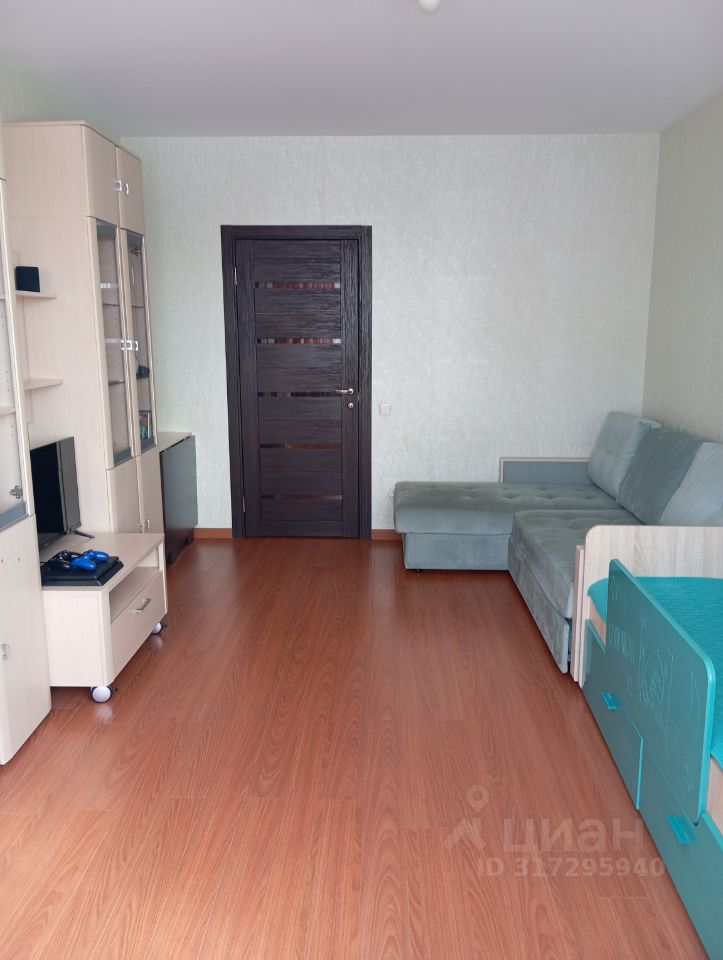 Продажа 1-комн квартиры на вторичном рынке Производственная улица, 4