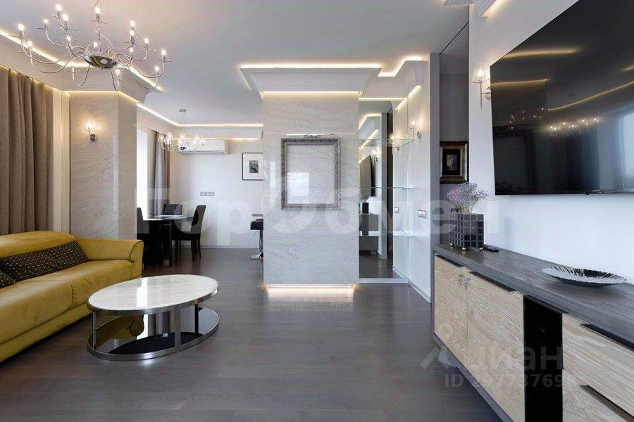 Продажа 3-комн квартиры на вторичном рынке Химки, улица Лавочкина, 25
