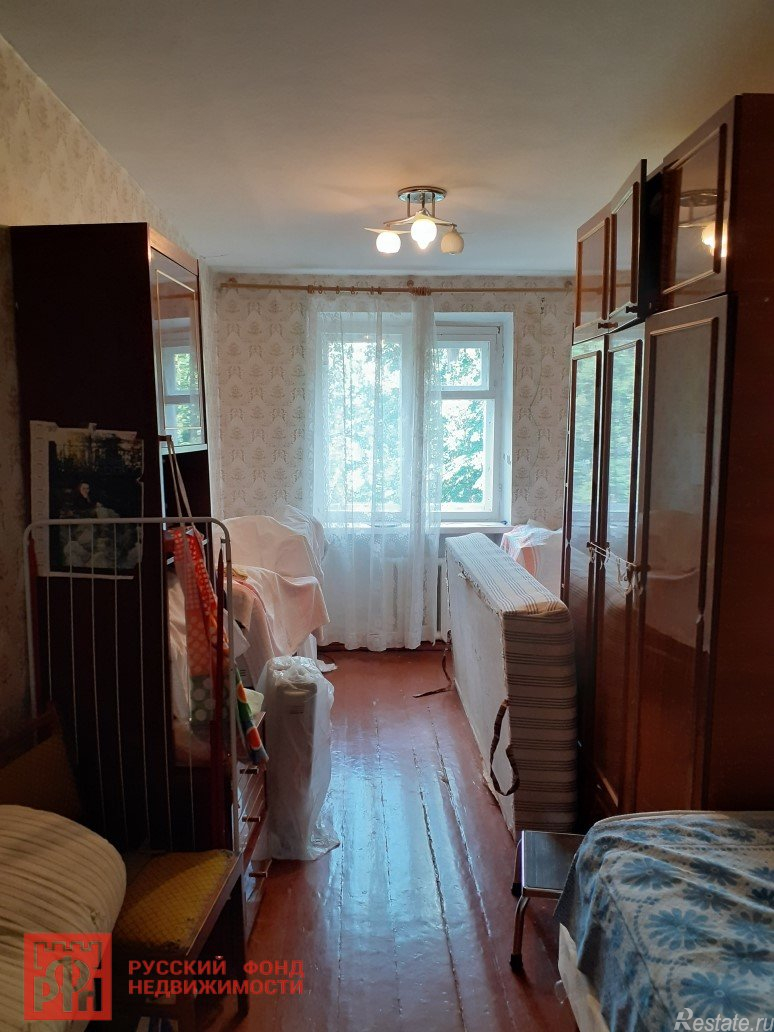 Продажа 3-комн квартиры на вторичном рынке Ильичево пос., Парковая ул. ,  д. 15