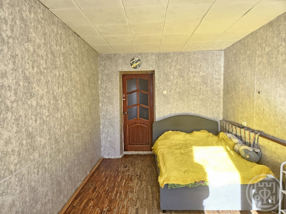 Продажа 2-комн квартиры на вторичном рынке Петергоф г., Гостилицкое шос.,  д. 19,  к. 1