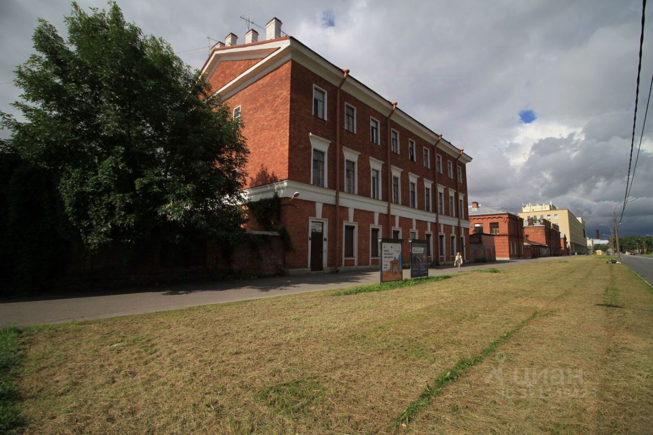 Продажа 4-комн квартиры на вторичном рынке Рузовская улица, 14