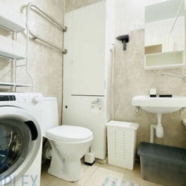 Продажа 1-комн квартиры на вторичном рынке ул Полярная,  д. 17,  к. 2