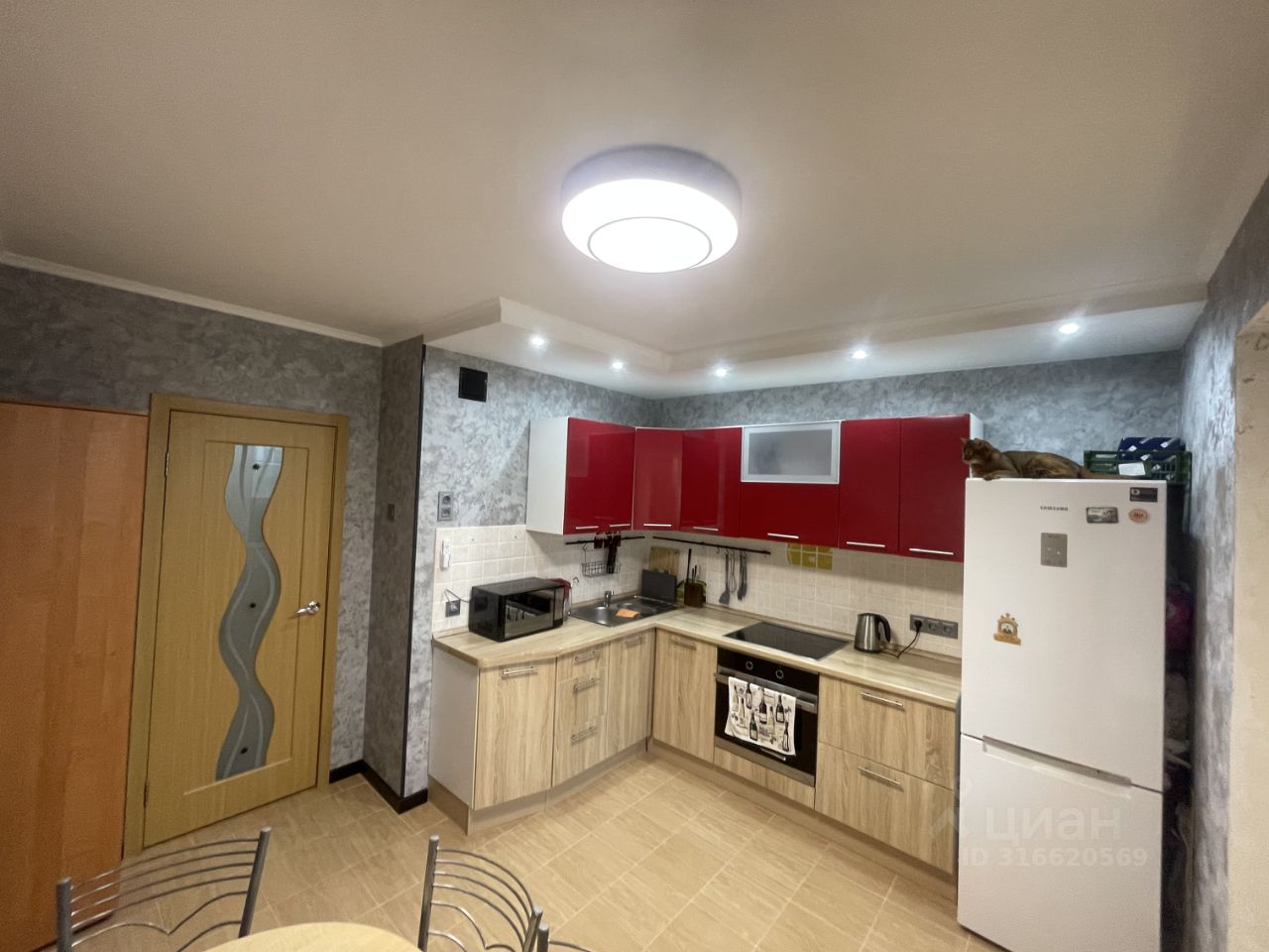 Продажа 2-комн квартиры на вторичном рынке Северный кв-л, д. Сапроново, Купелинка мкр, 1