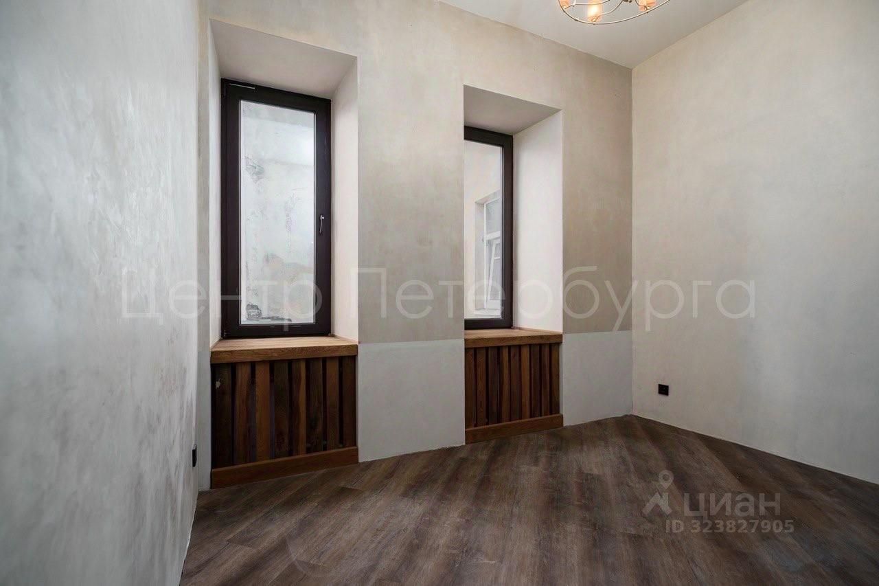 Продажа 3-комн квартиры на вторичном рынке набережная Крюкова Канала, 9