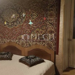 Продажа 3-комн квартиры на вторичном рынке Новоясеневский пр-кт,  д. 12,  к. 1