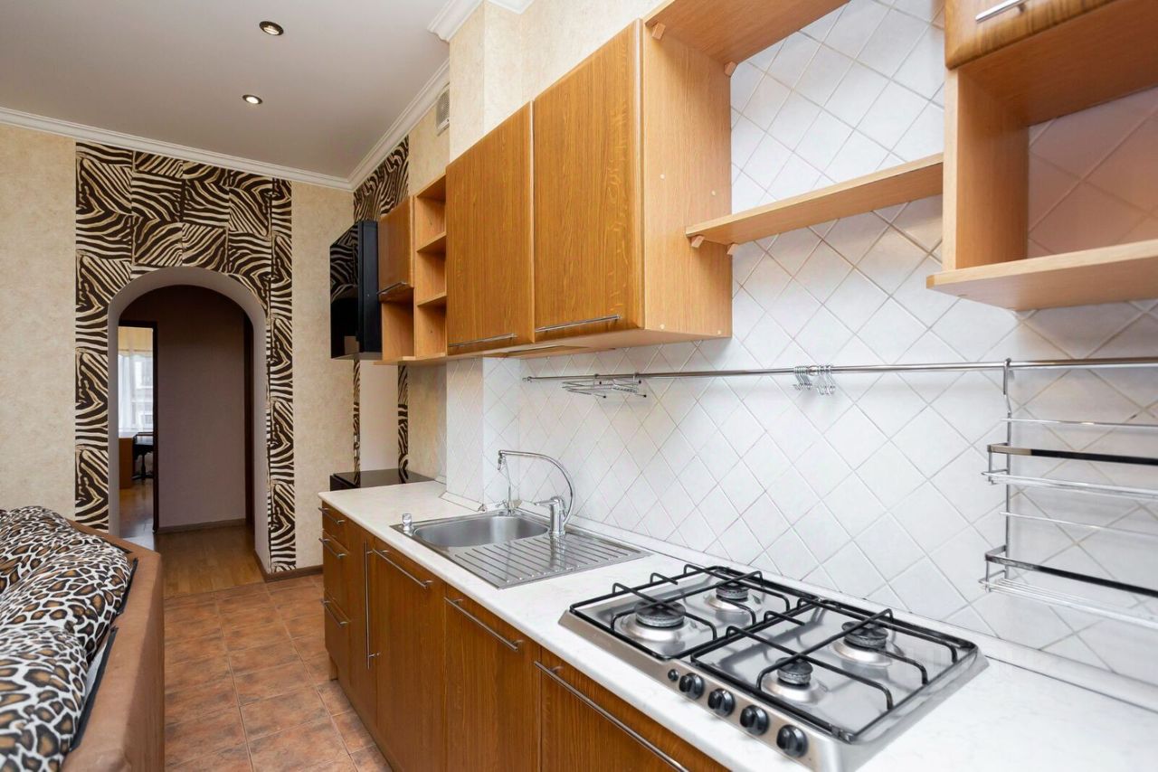 Аренда 3-комн квартиры на вторичном рынке Мастерская улица, 5