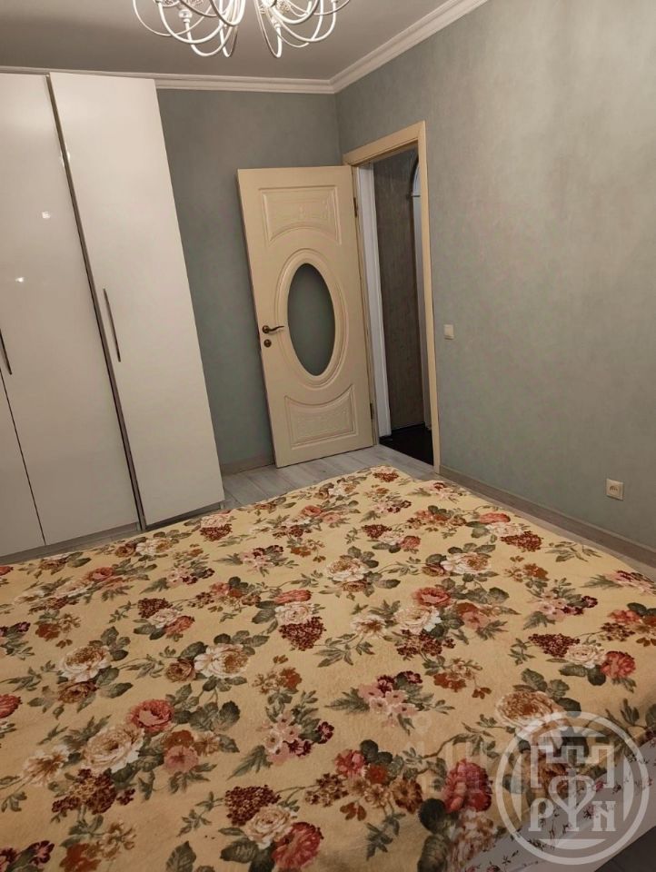 Продажа 3-комн квартиры на вторичном рынке Южный мкр, улица Московская, 25/6