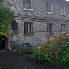 Продажа 2-комн квартиры на вторичном рынке Раздельный проспект,  д. 42