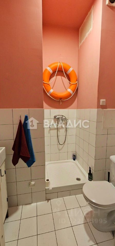 Продажа 3-комн квартиры на вторичном рынке проспект Большой Петроградской стороны, 90