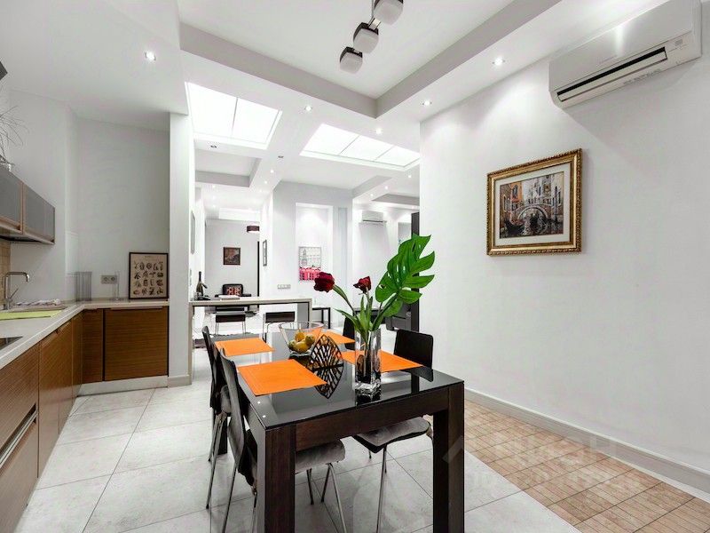 Аренда 3-комн квартиры на вторичном рынке улица Шаболовка, 10к1