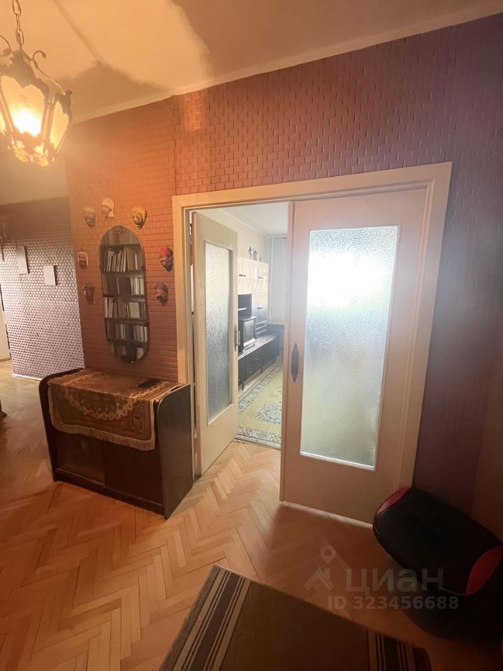 Продажа 3-комн квартиры на вторичном рынке Истринская улица, 10К2