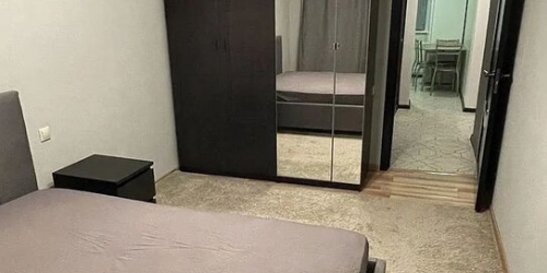 2-комн квартира улица Амундсена,  д. 5