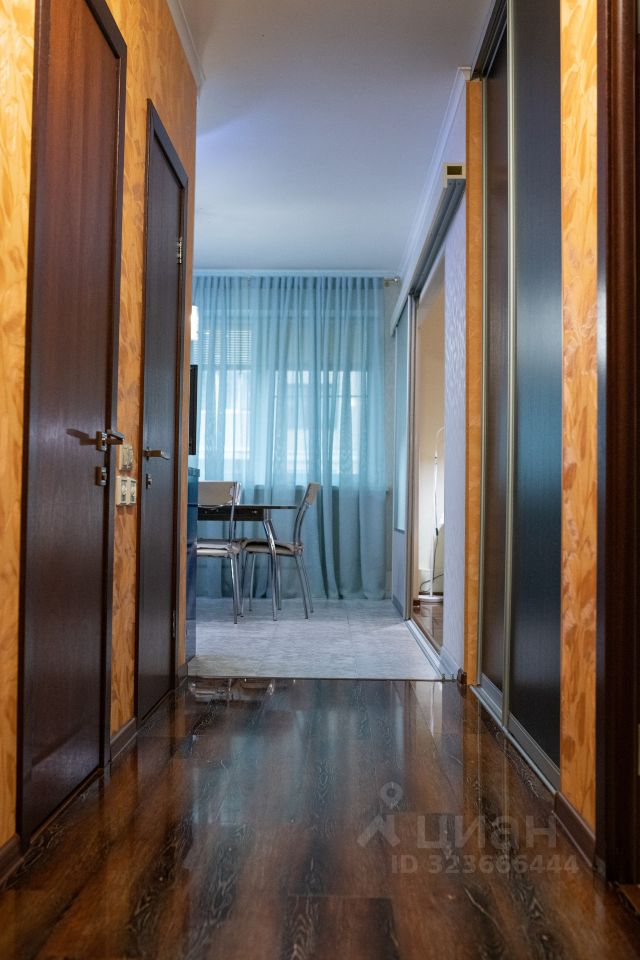 Продажа 3-комн квартиры на вторичном рынке Звенигород, улица Макарова, 19к3